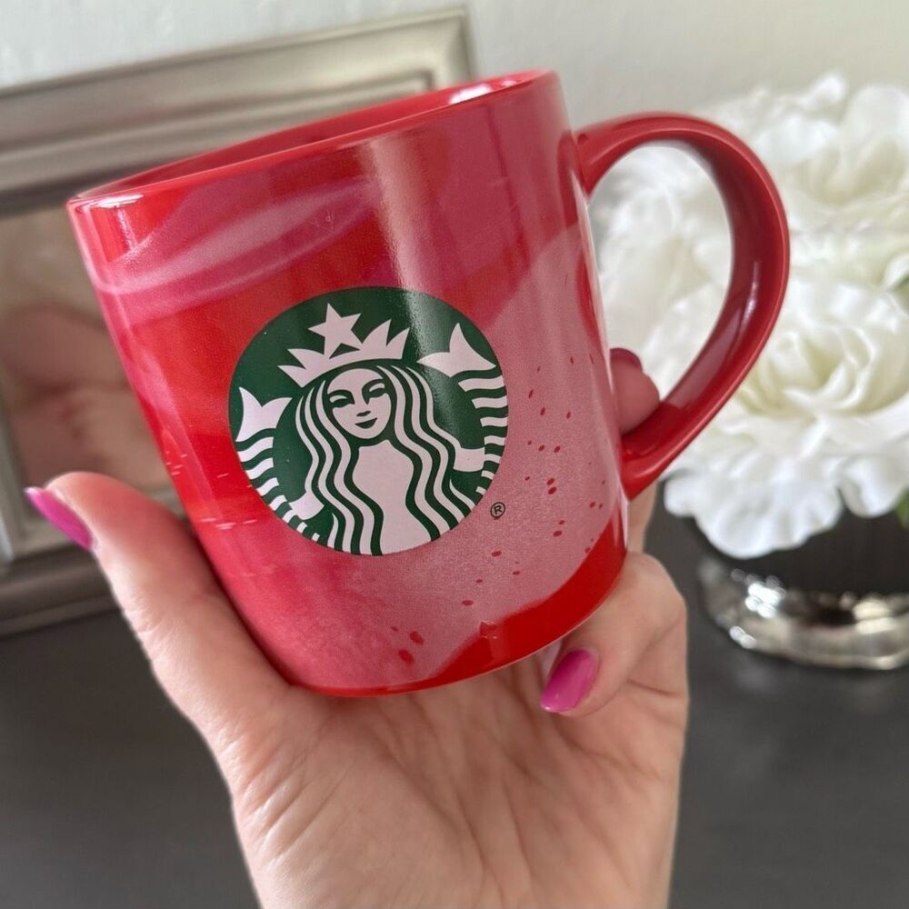 Starbucks 2024 Pink & Red Swirl Design Holidays Christmas or Valentine Theme